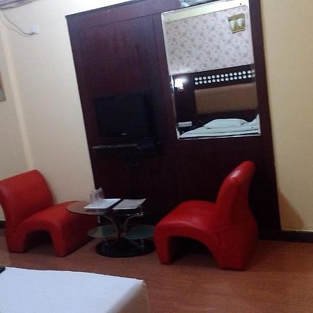Solitaire Suites Bangalore Bilik gambar
