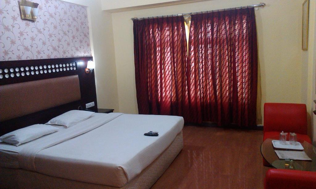 Solitaire Suites Bangalore Bilik gambar